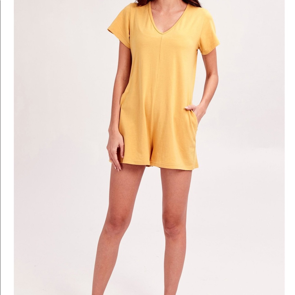 Smash + Tess Sunday Shorty Romper Size Small